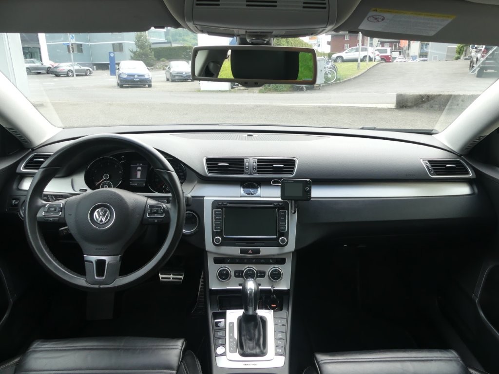 VW Passat Alltrack 2.0 TSI 4Motion DSG-image-7