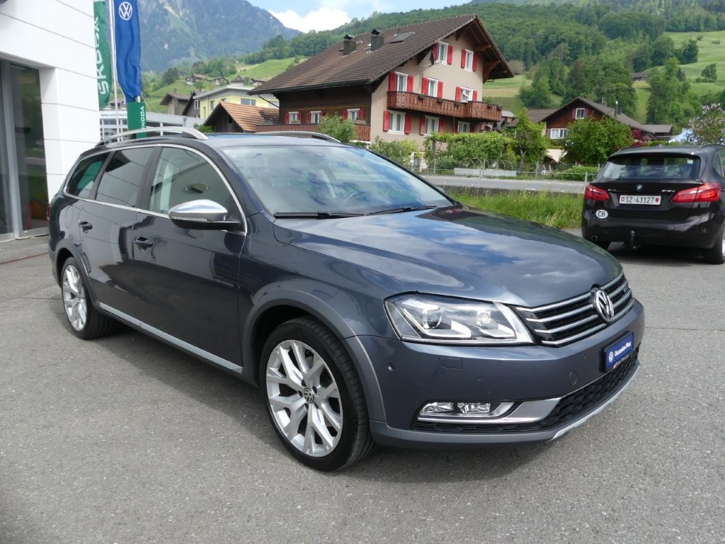VW Passat Alltrack 2.0 TSI 4Motion DSG-image-4