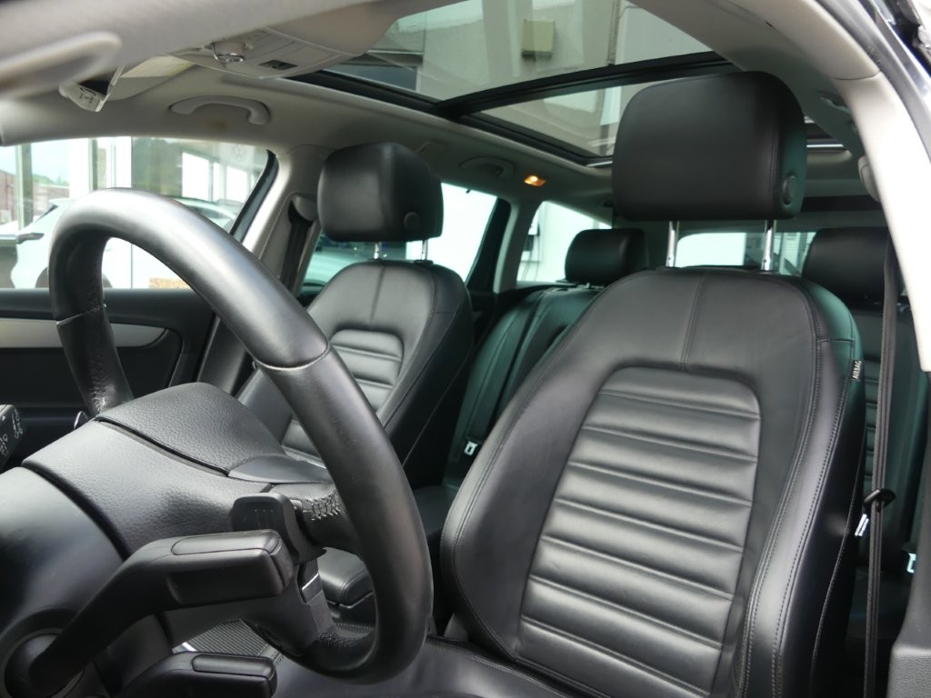 VW Passat Alltrack 2.0 TSI 4Motion DSG-image-9