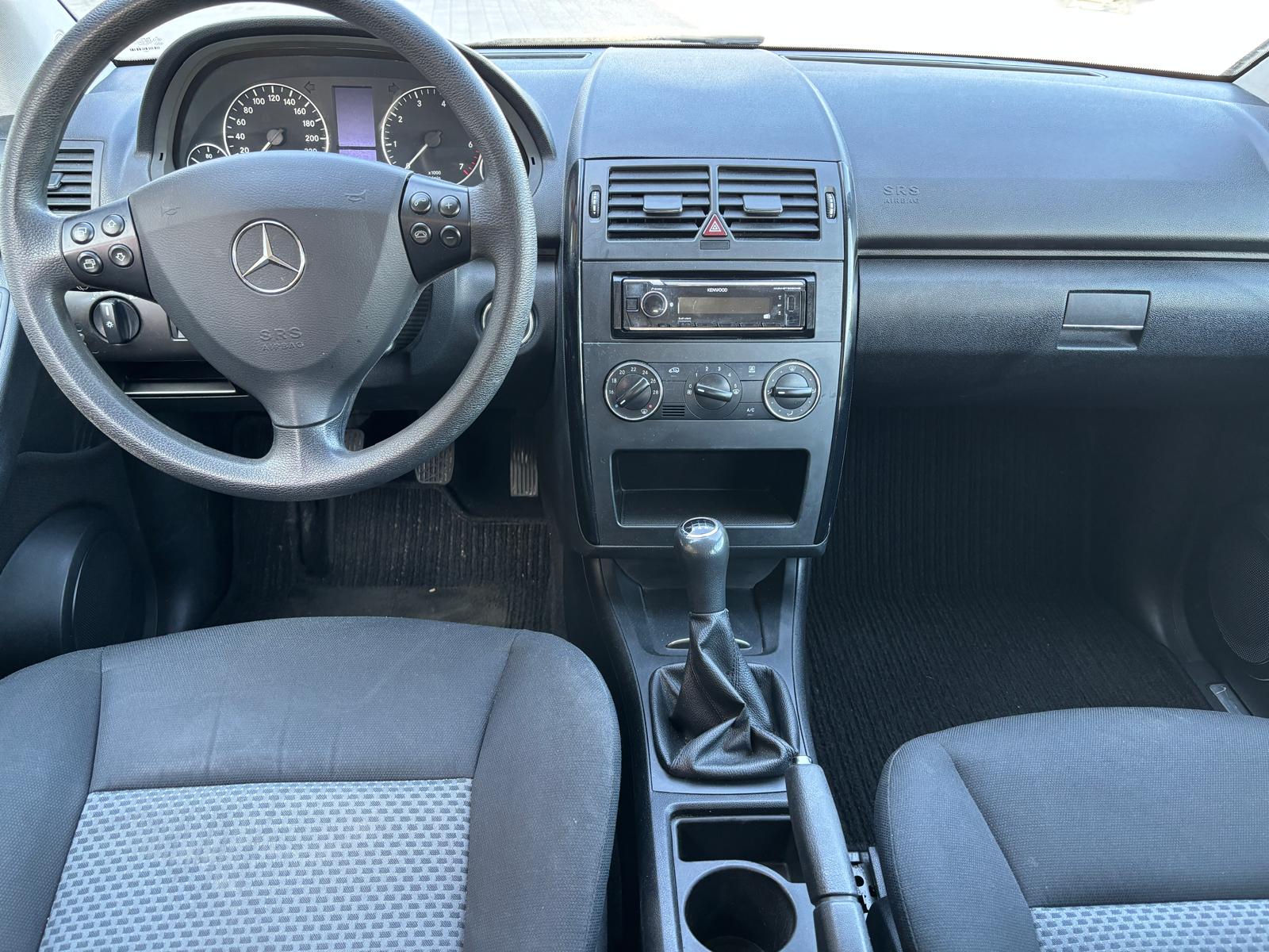 MERCEDES-BENZ A 150 Elégance-image-8
