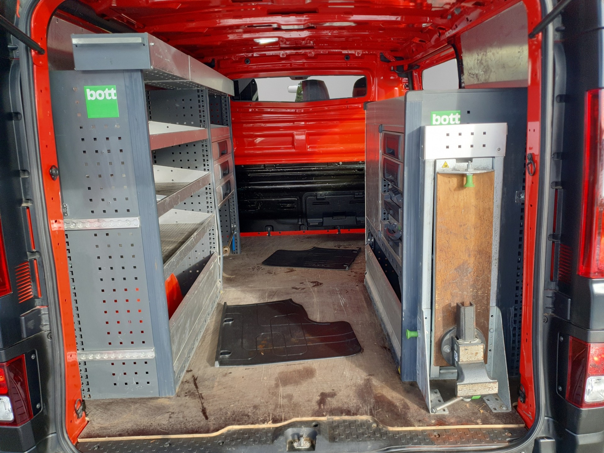 RENAULT Trafic 1.6 ENERGY TwinT. dCi125 2.9t Busin. L1H1-image-15