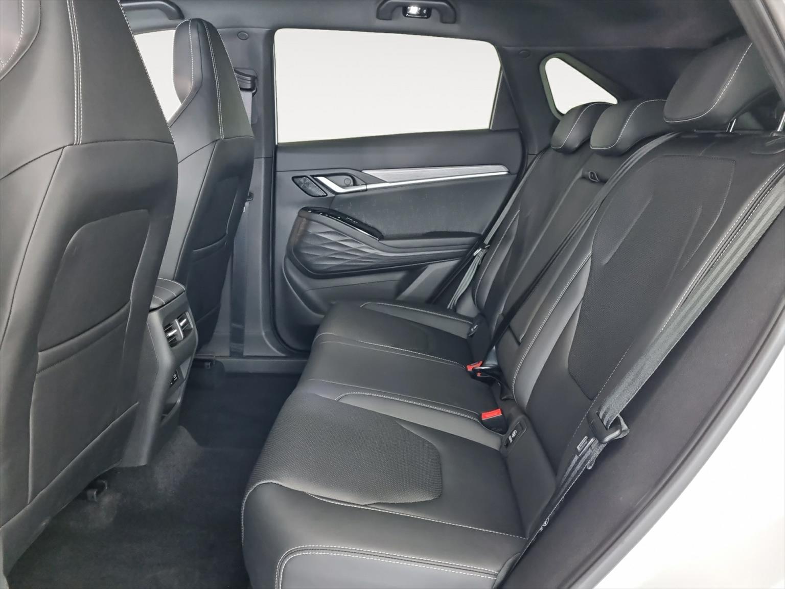JAC JS6 1.5 PHEV-image-8