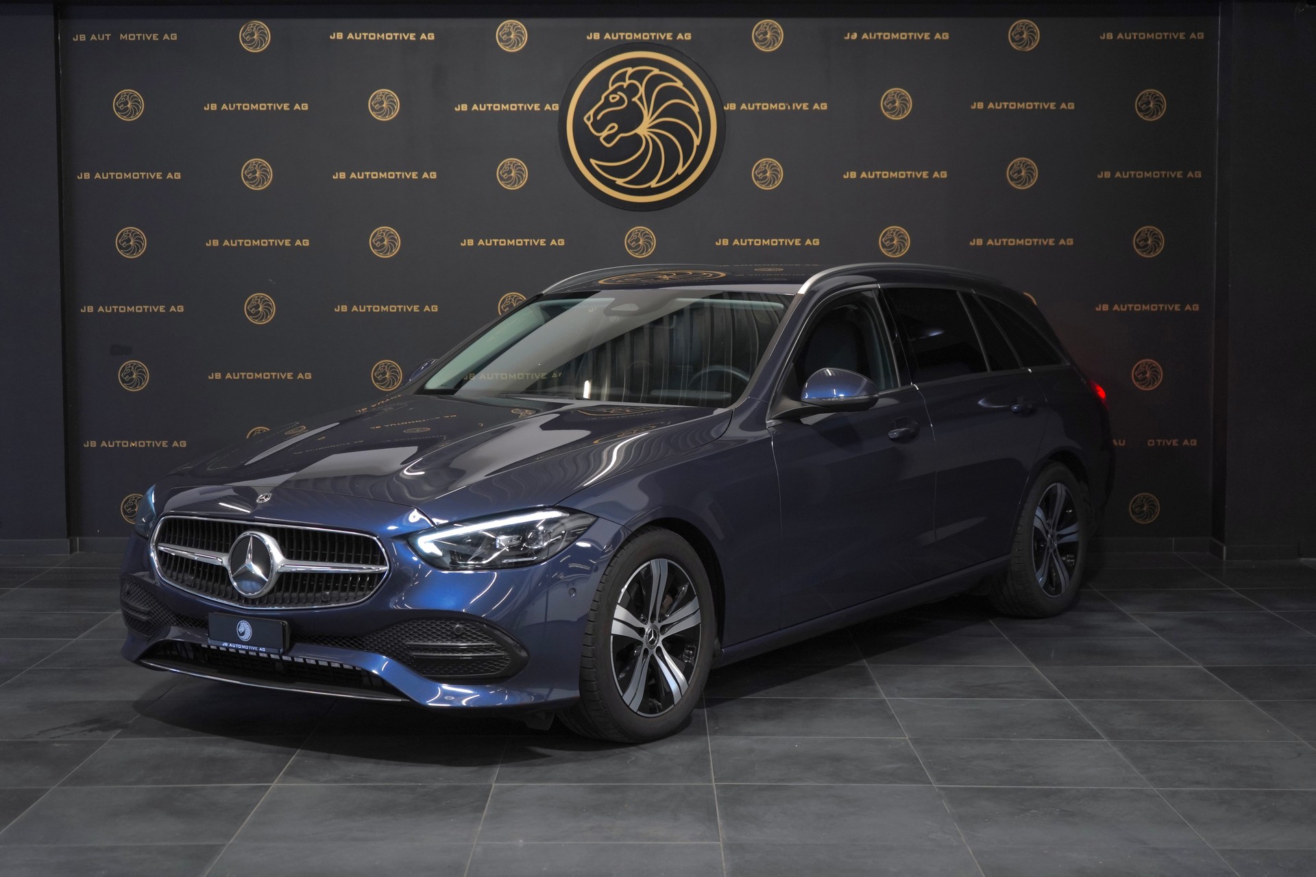 MERCEDES-BENZ C 220 d T 4Matic Avantgarde-image-0