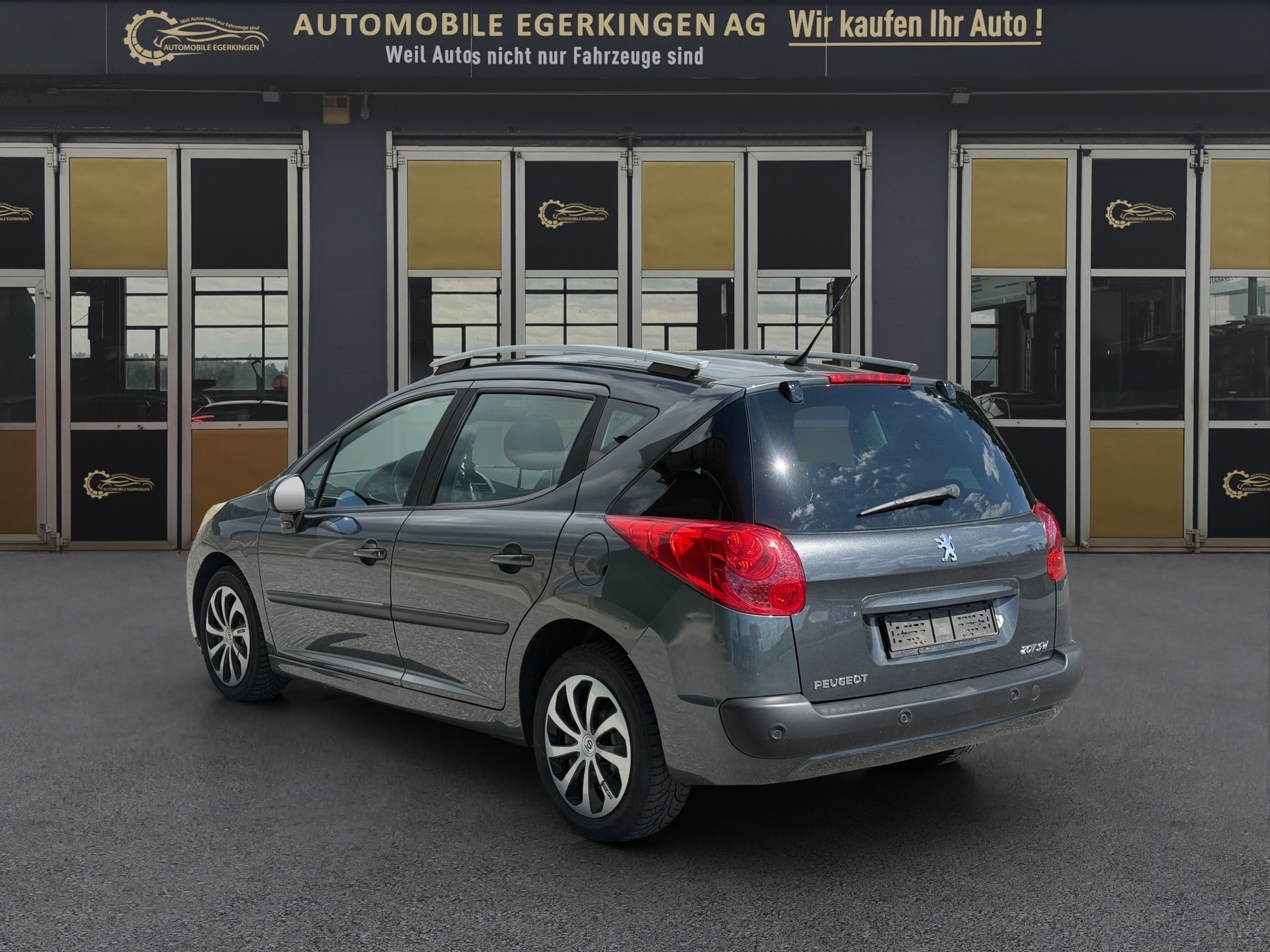 PEUGEOT 207 SW 1.6 HDI Sport-image-6