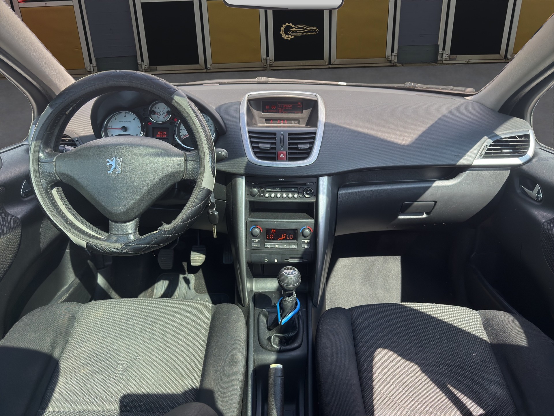 PEUGEOT 207 SW 1.6 HDI Sport-image-10