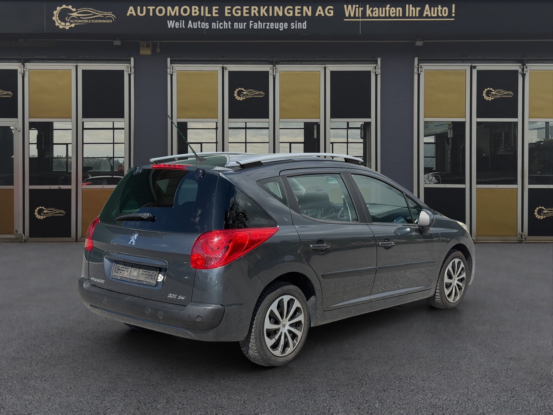 PEUGEOT 207 SW 1.6 HDI Sport-image-4