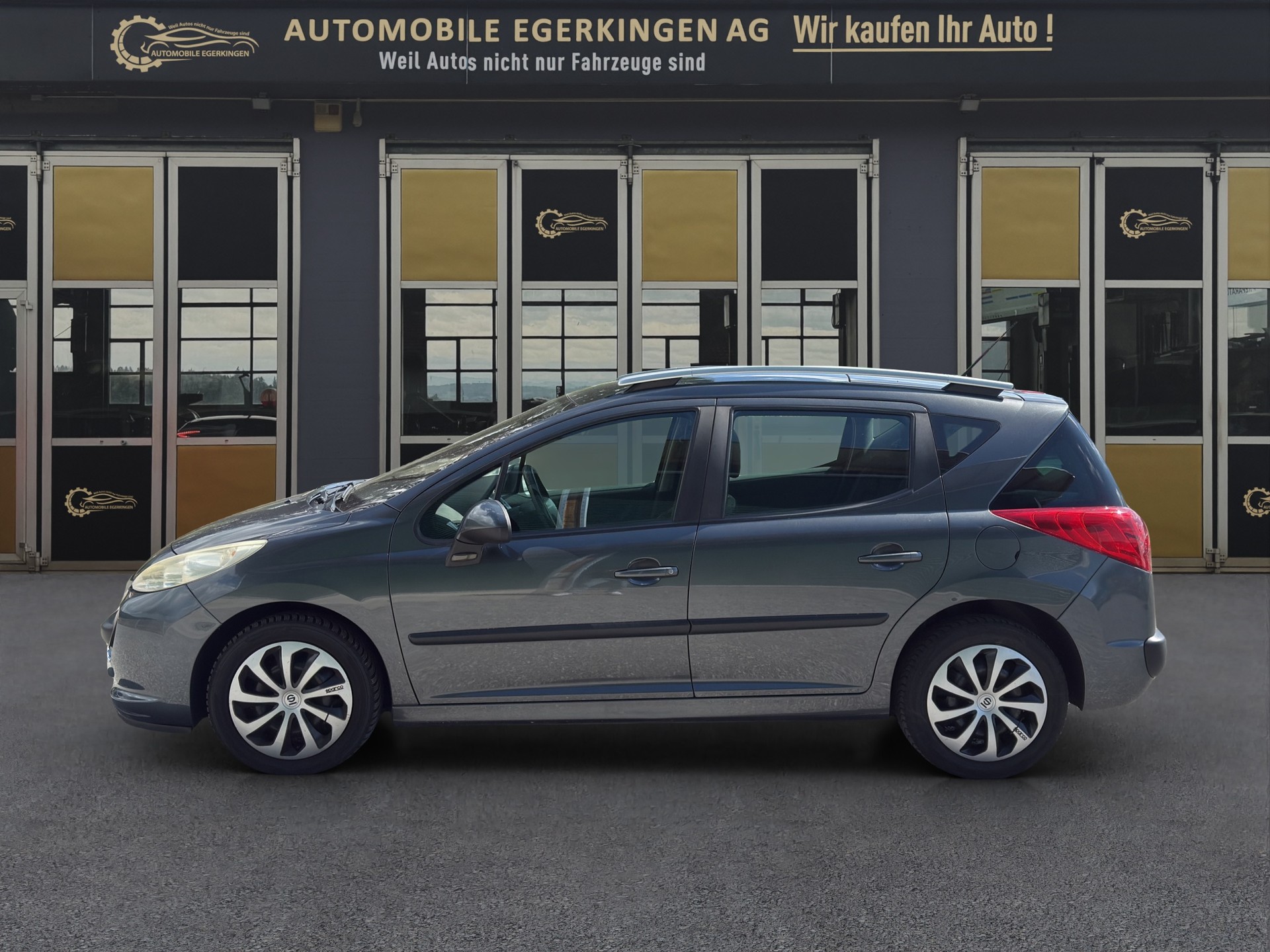 PEUGEOT 207 SW 1.6 HDI Sport-image-7