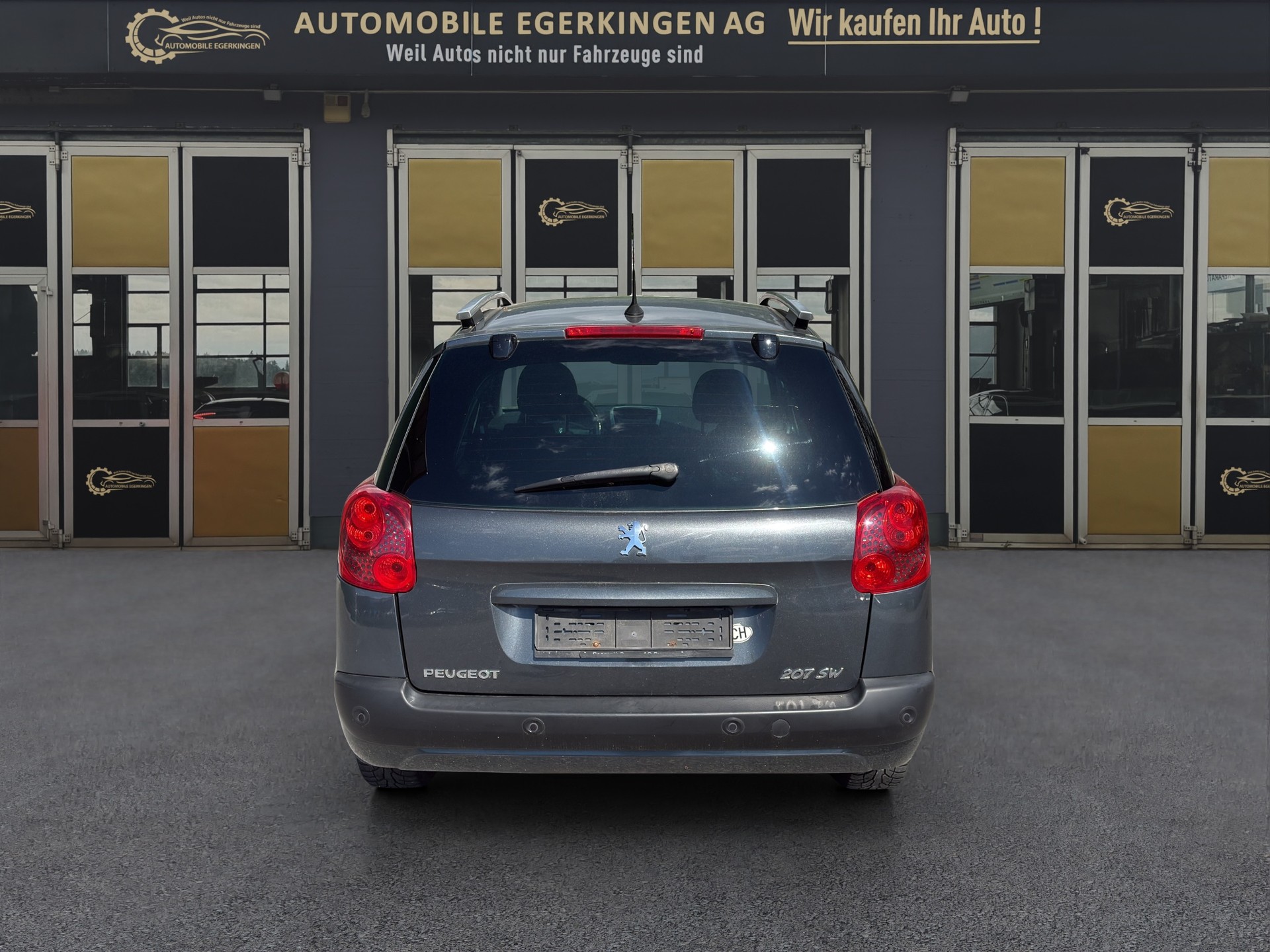 PEUGEOT 207 SW 1.6 HDI Sport-image-5