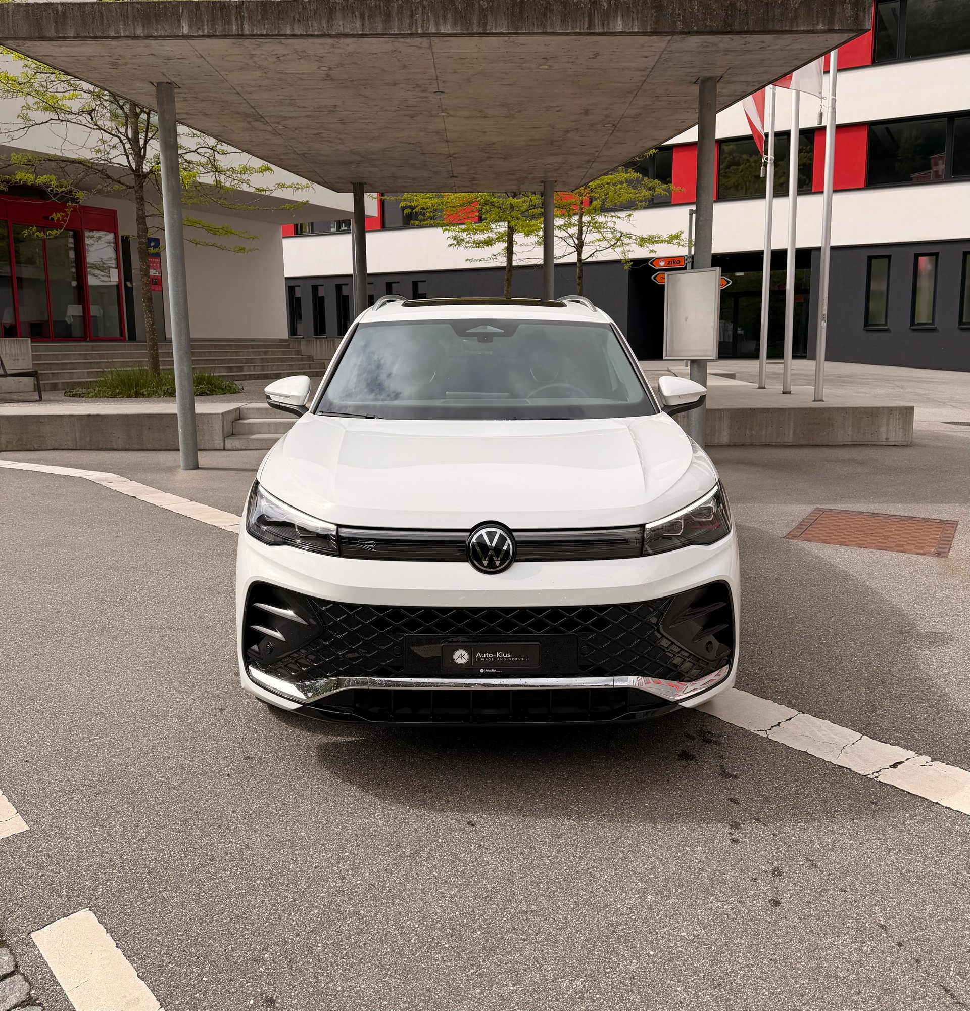 VW Tiguan 2.0 TDI SCR R-Line 4Motion DSG