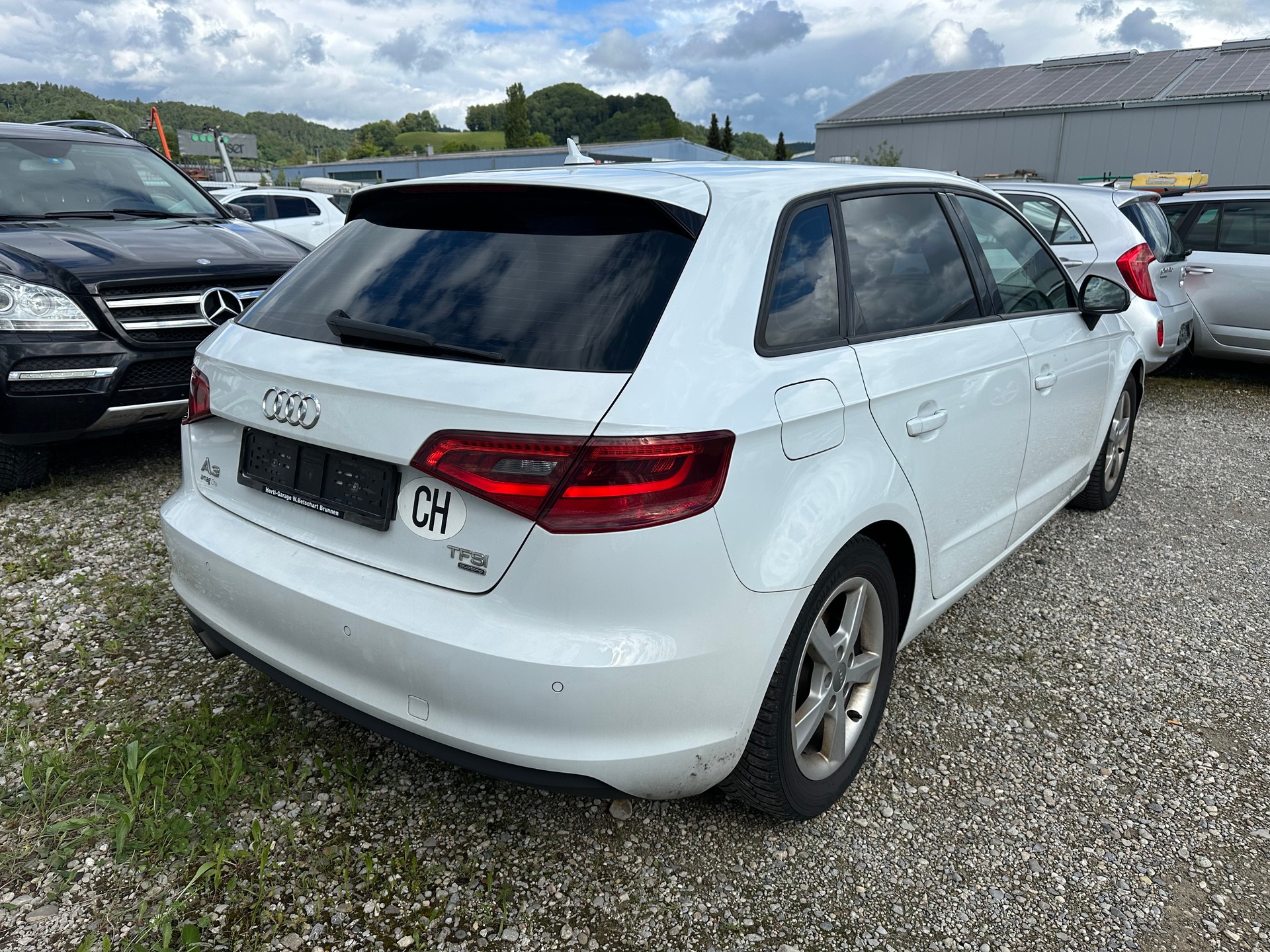 AUDI A3 Sportback 1.8 TFSI Ambition quattro S-tronic-image-3