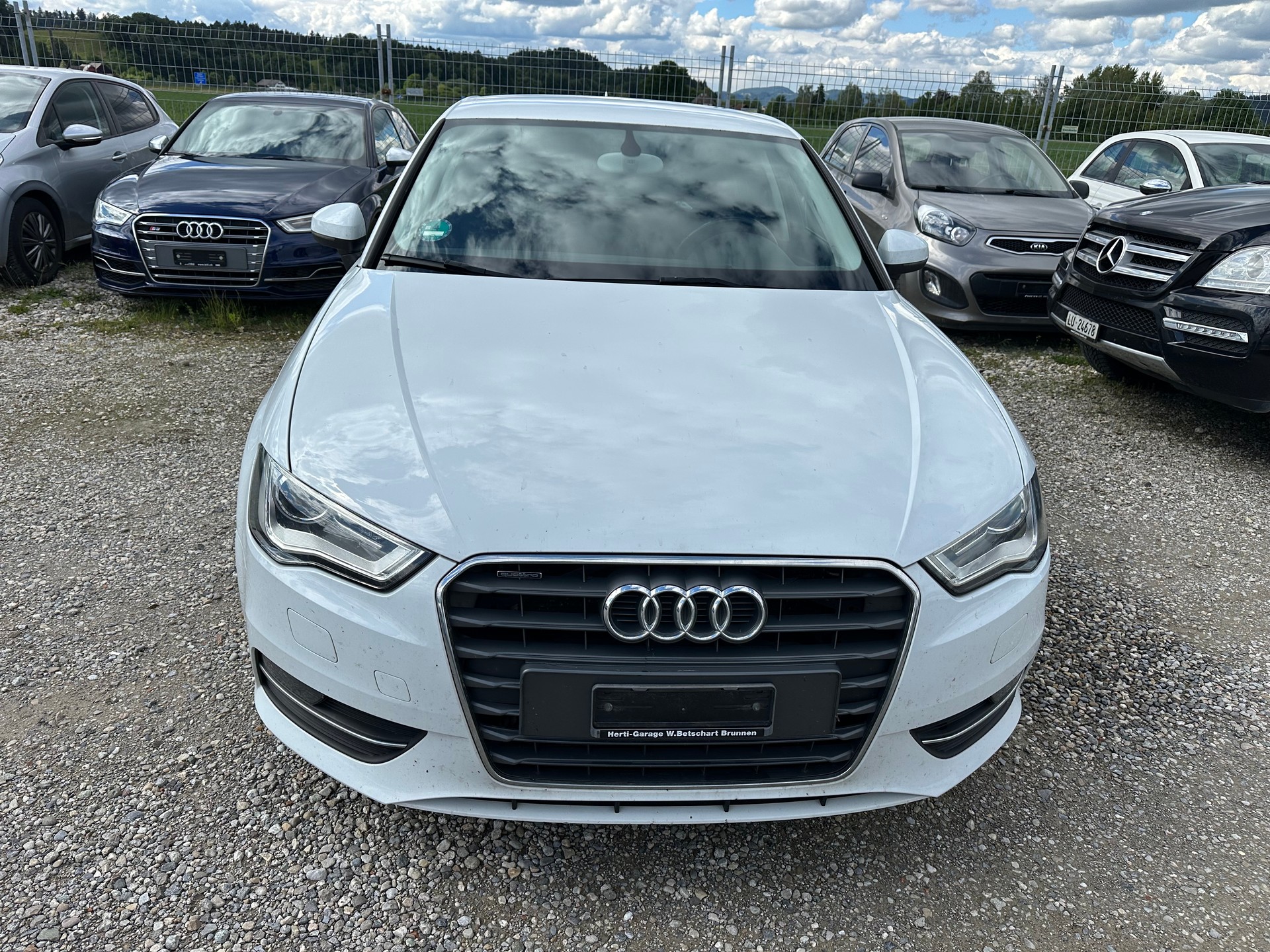 AUDI A3 Sportback 1.8 TFSI Ambition quattro S-tronic-image-1