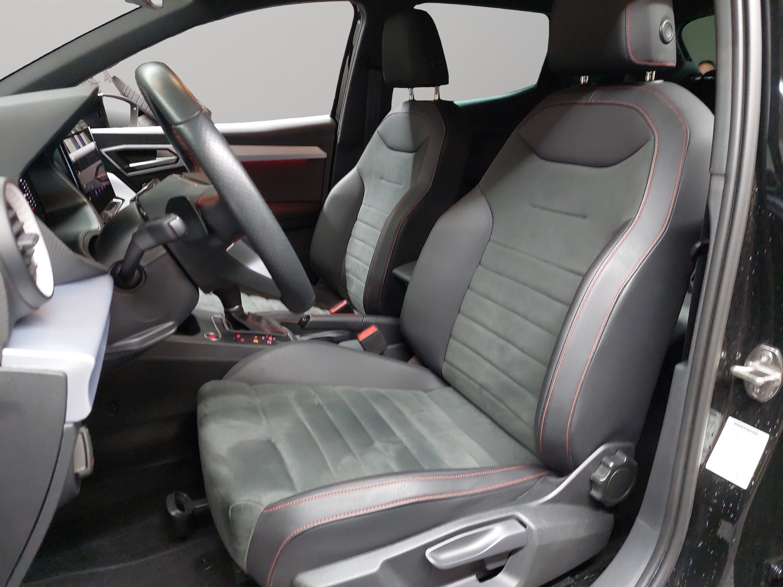 SEAT Ibiza 1.0 EcoTSI FR DSG-image-5