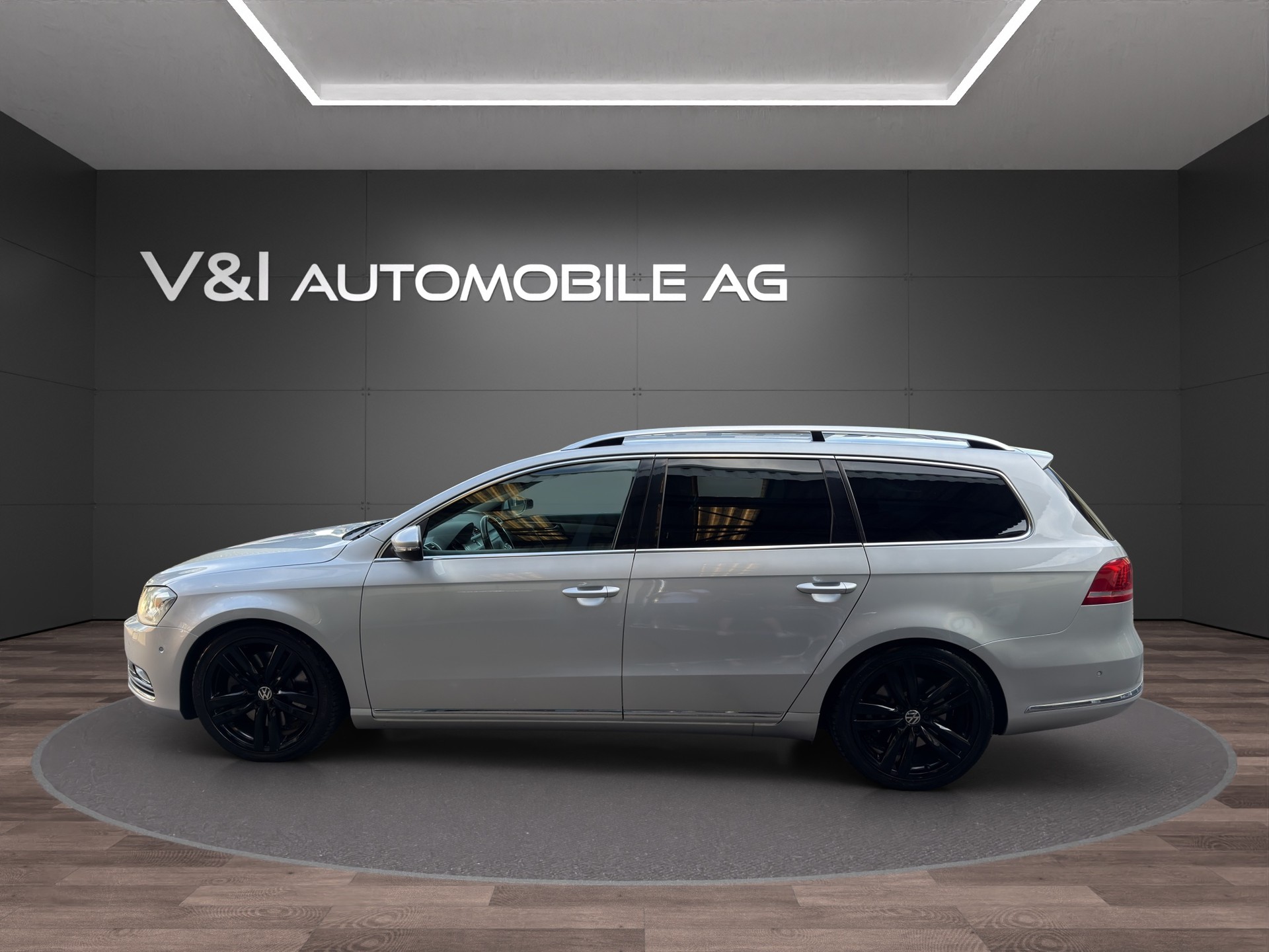 VW Passat Variant 3.6 FSI Highline 4Motion DSG-image-6