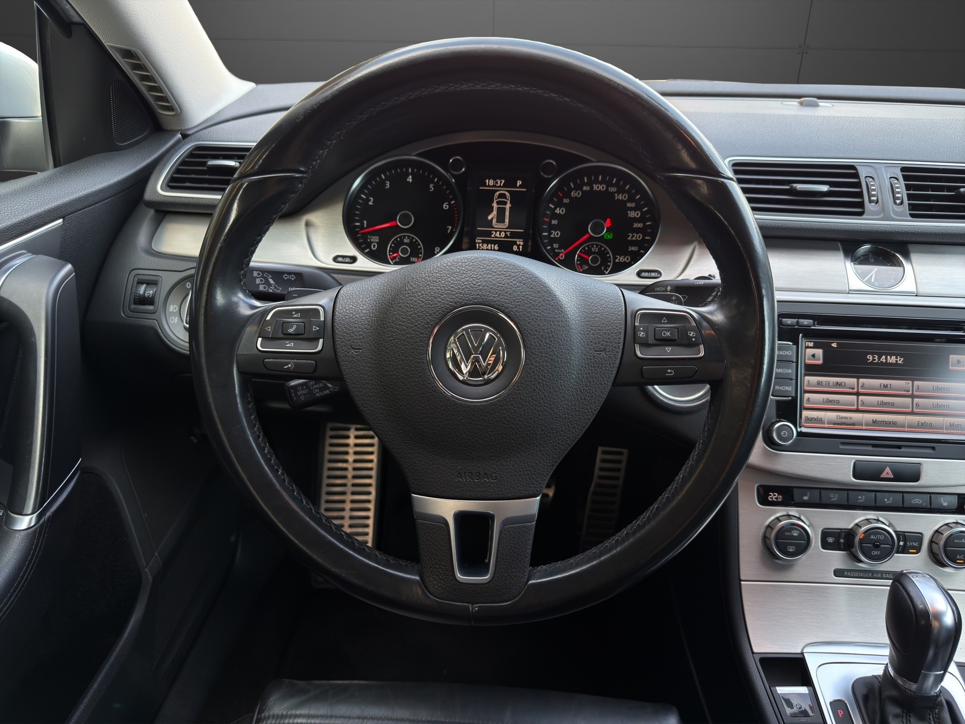 VW Passat Variant 3.6 FSI Highline 4Motion DSG-image-11
