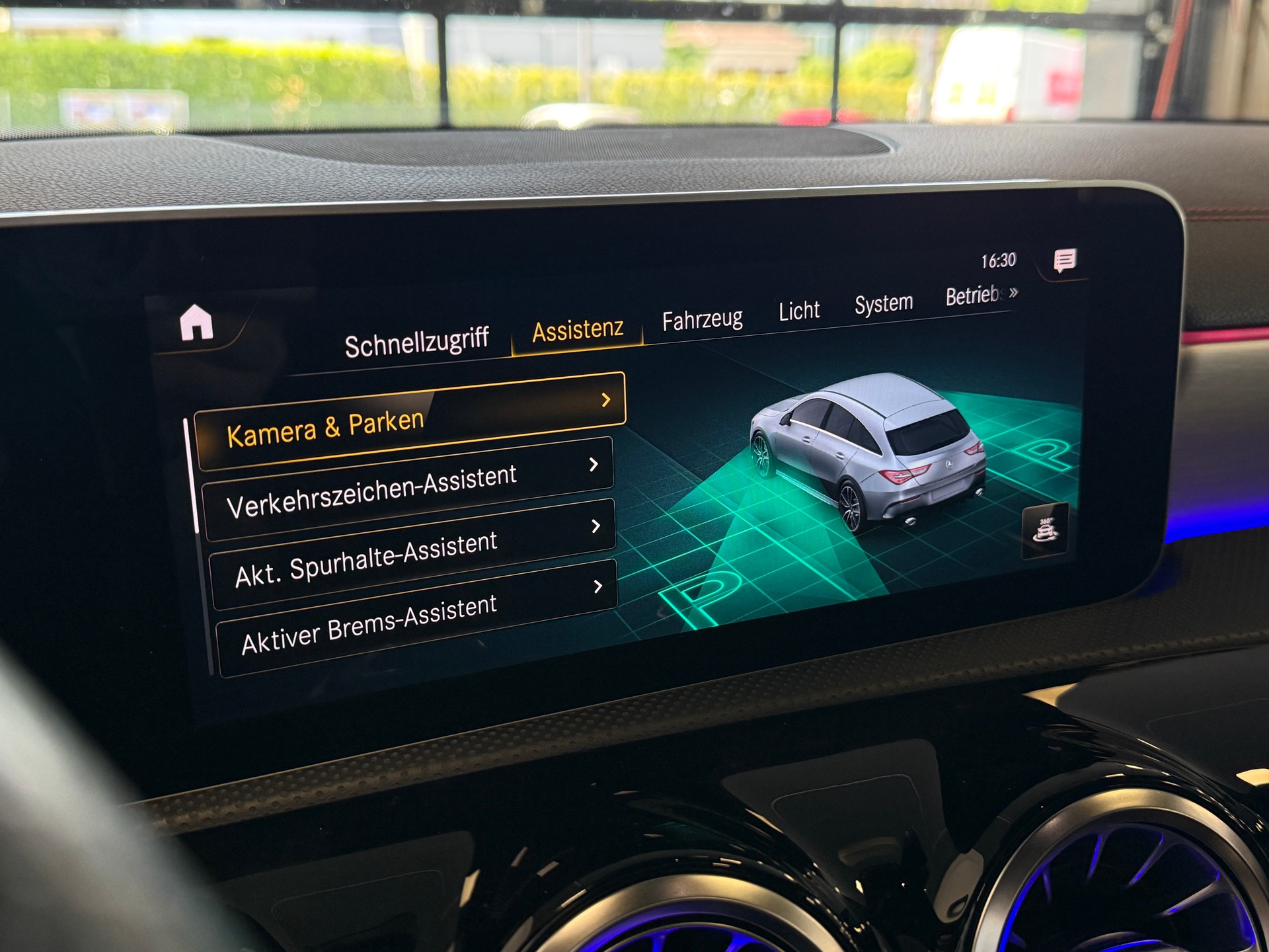 MERCEDES-BENZ CLA Shooting Brake 35 AMG 4Matic 7G-DCT-image-9