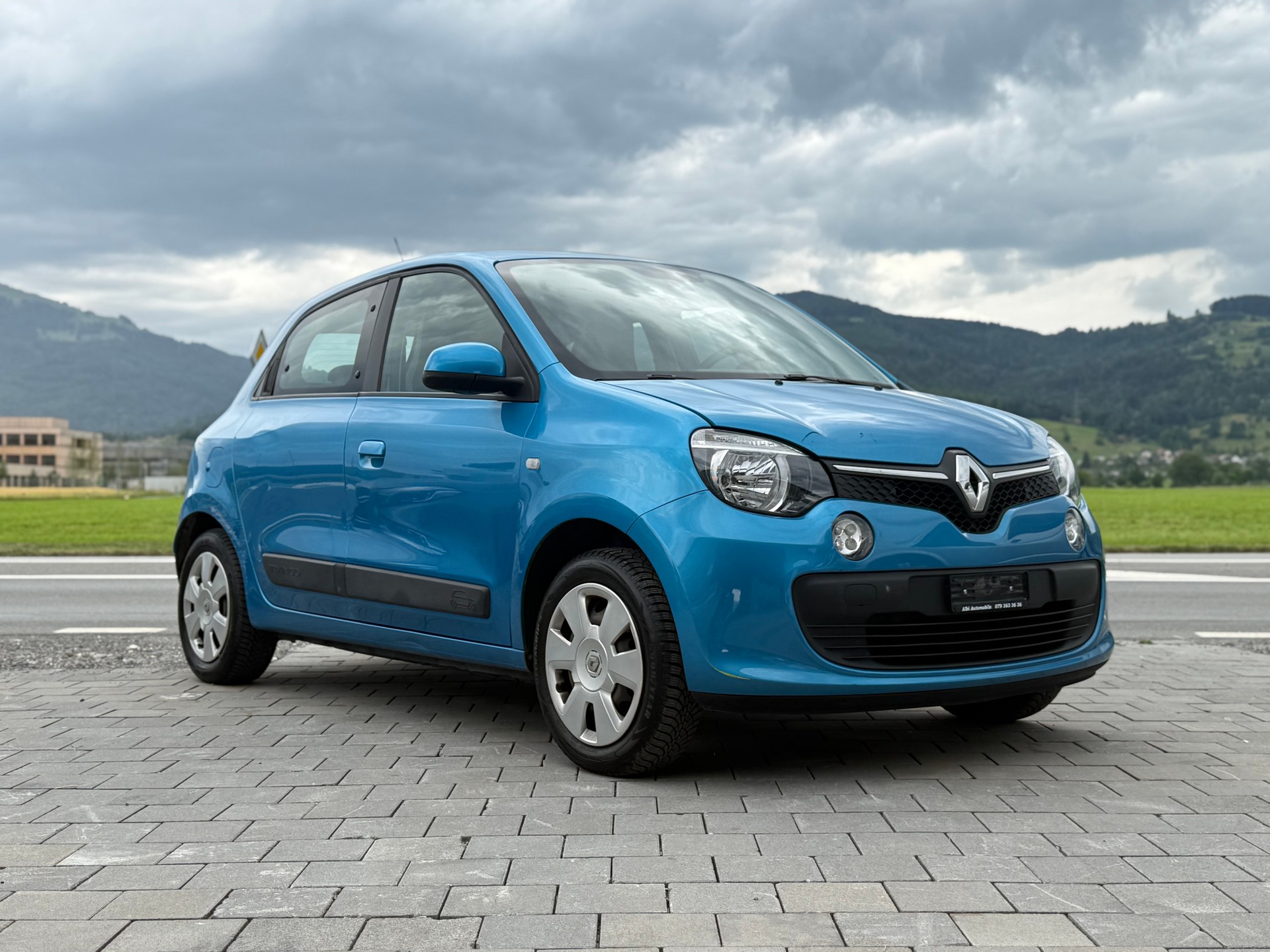 RENAULT Twingo 0.9 Zen-image-1