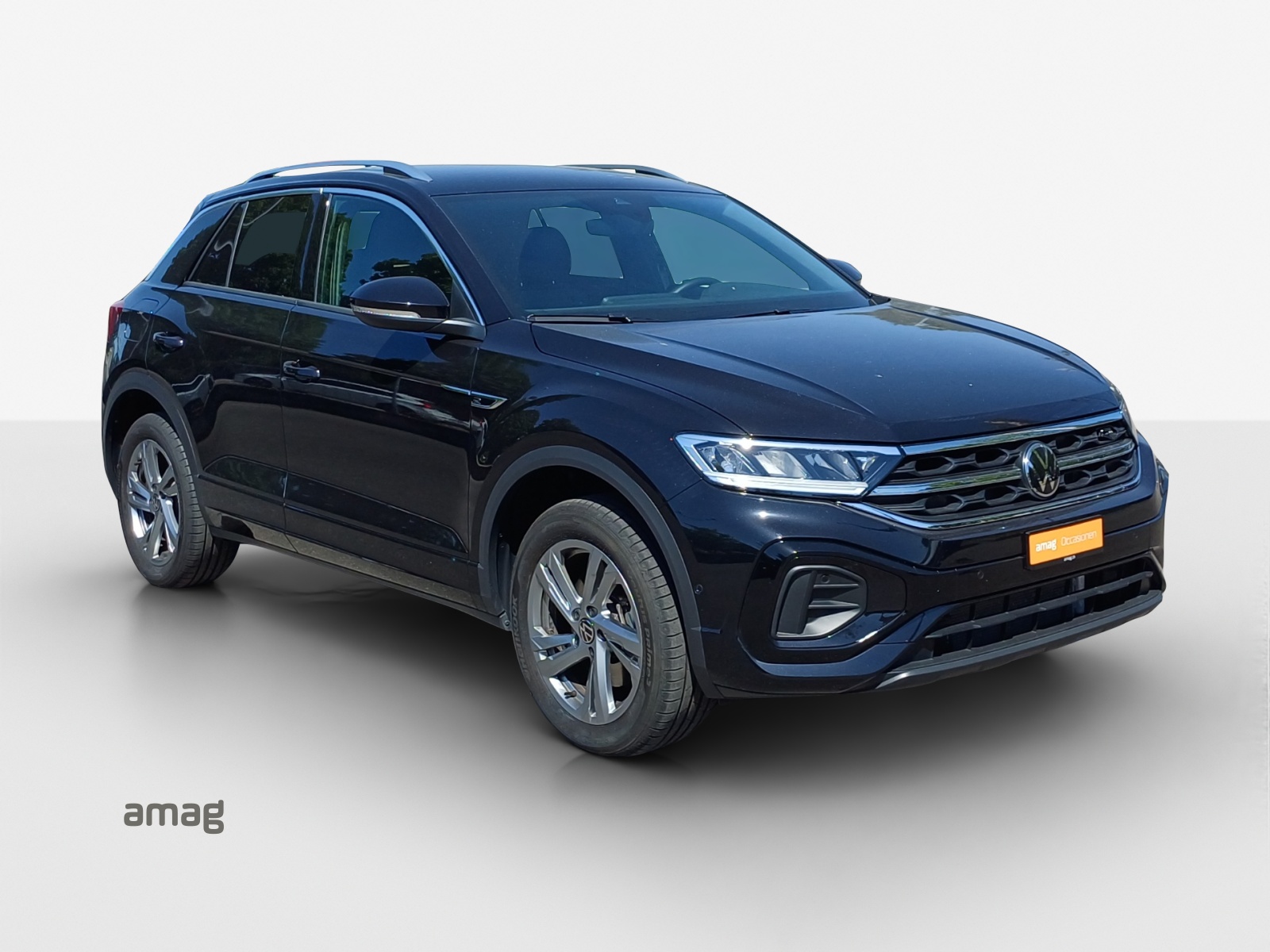 VW T-Roc 2.0 TSI R-Line DSG 4Motion-image-5