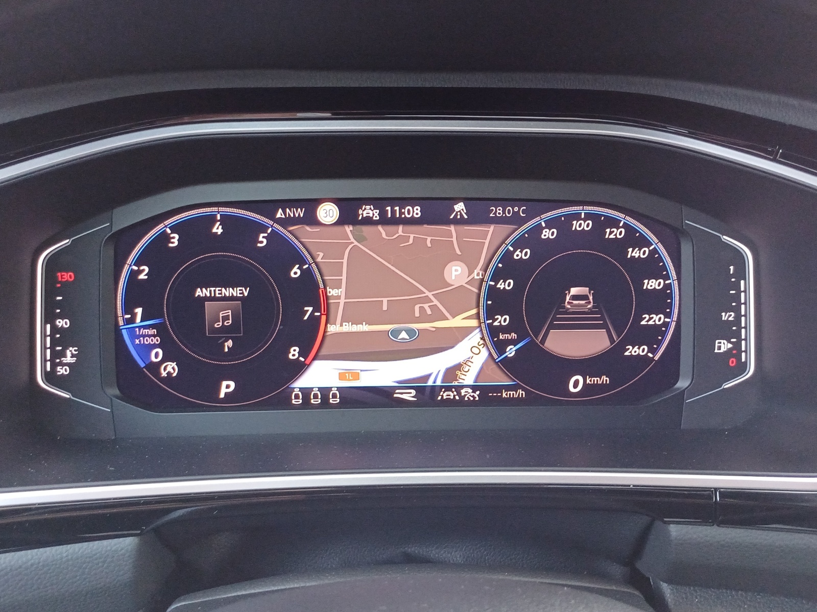 VW T-Roc 2.0 TSI R-Line DSG 4Motion-image-13