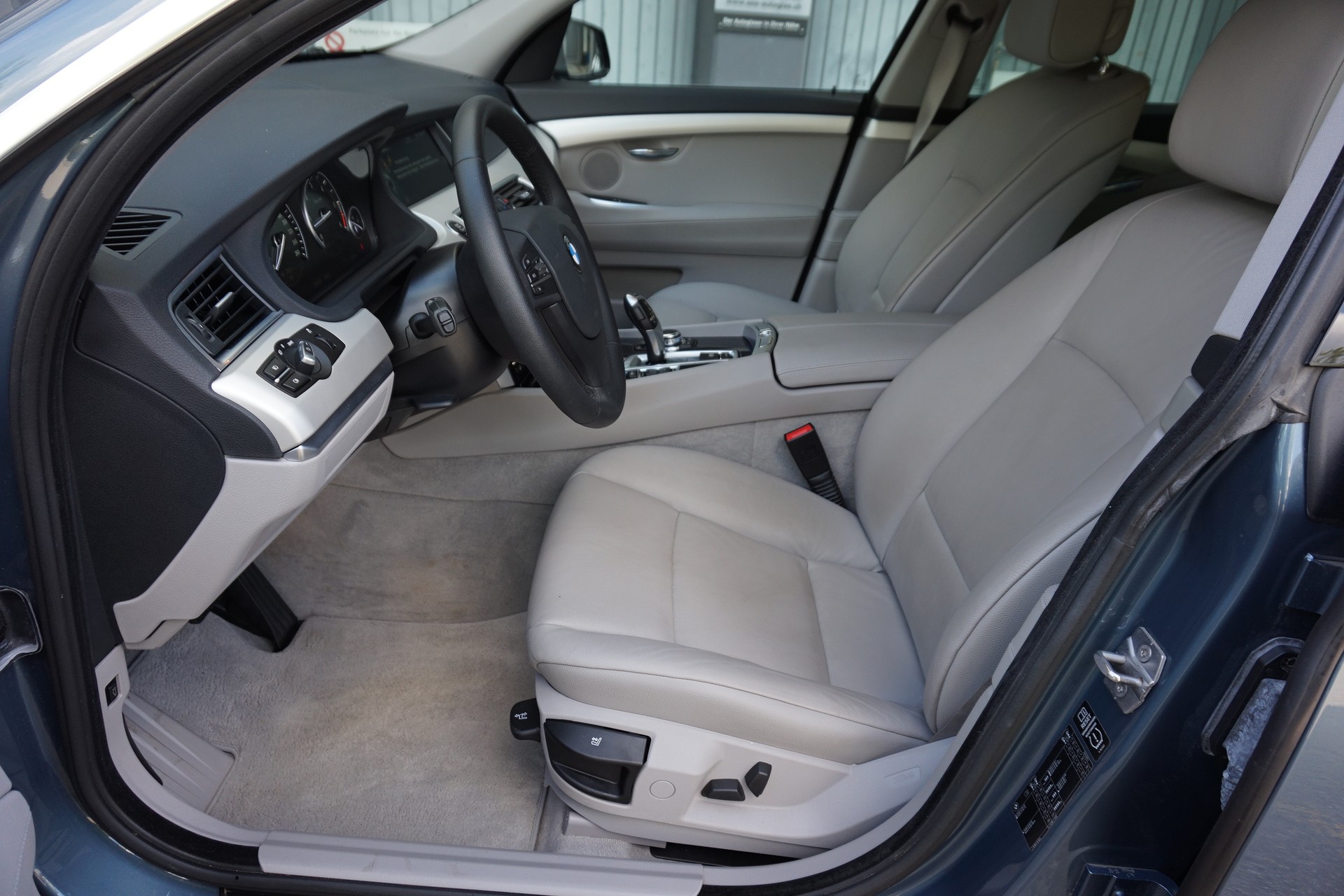 BMW 530d GT Steptronic-image-8