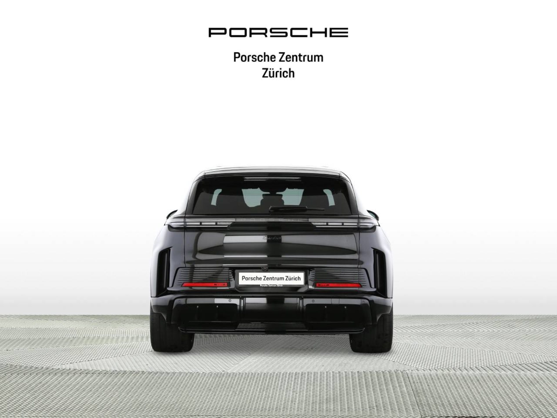PORSCHE Cayenne Turbo Electric-image-6