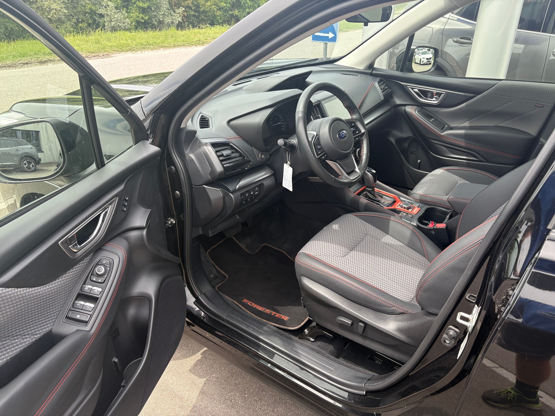 SUBARU Forester Station 2.0i e-Boxer Sport-image-9