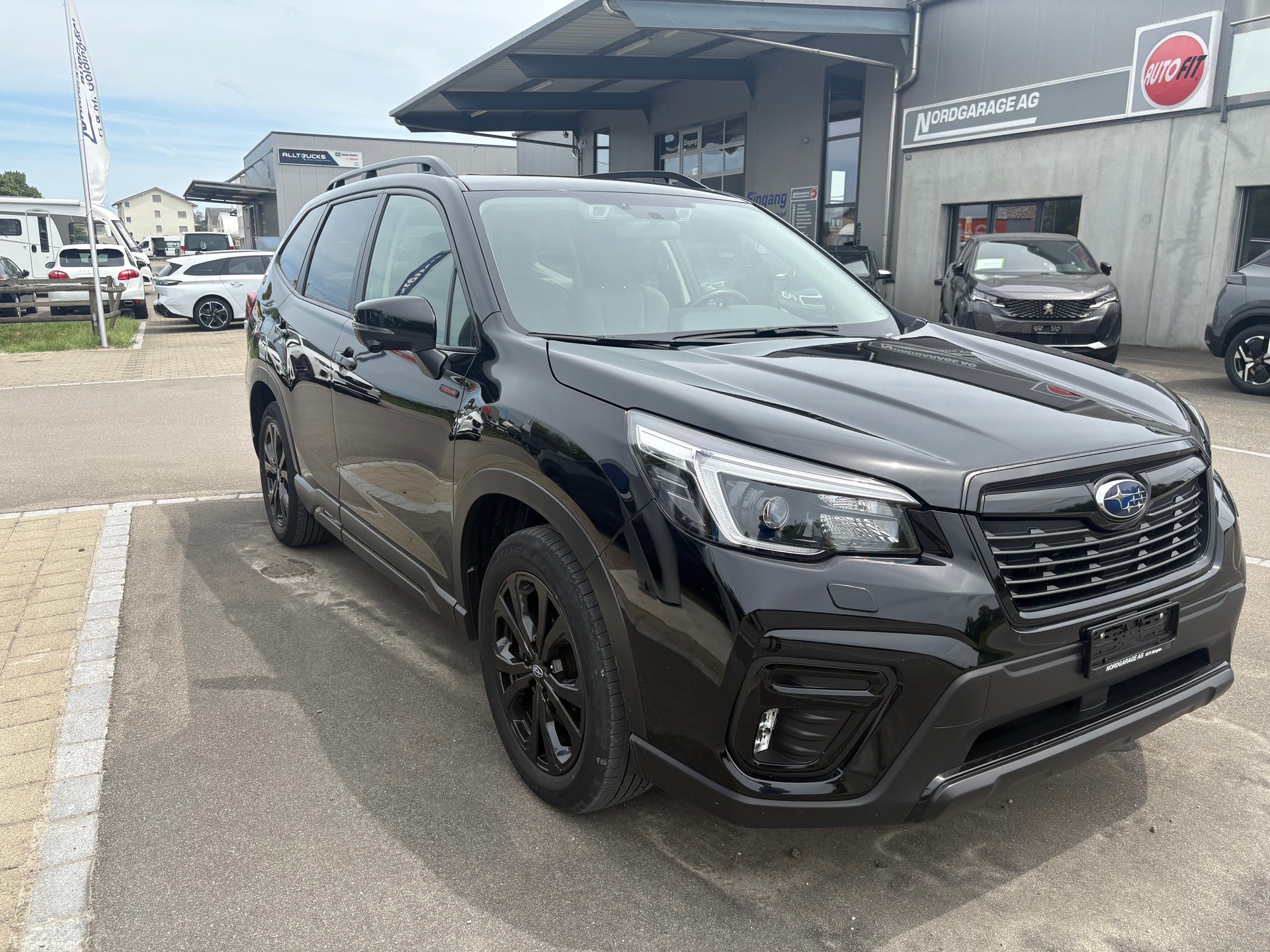 SUBARU Forester Station 2.0i e-Boxer Sport-image-2
