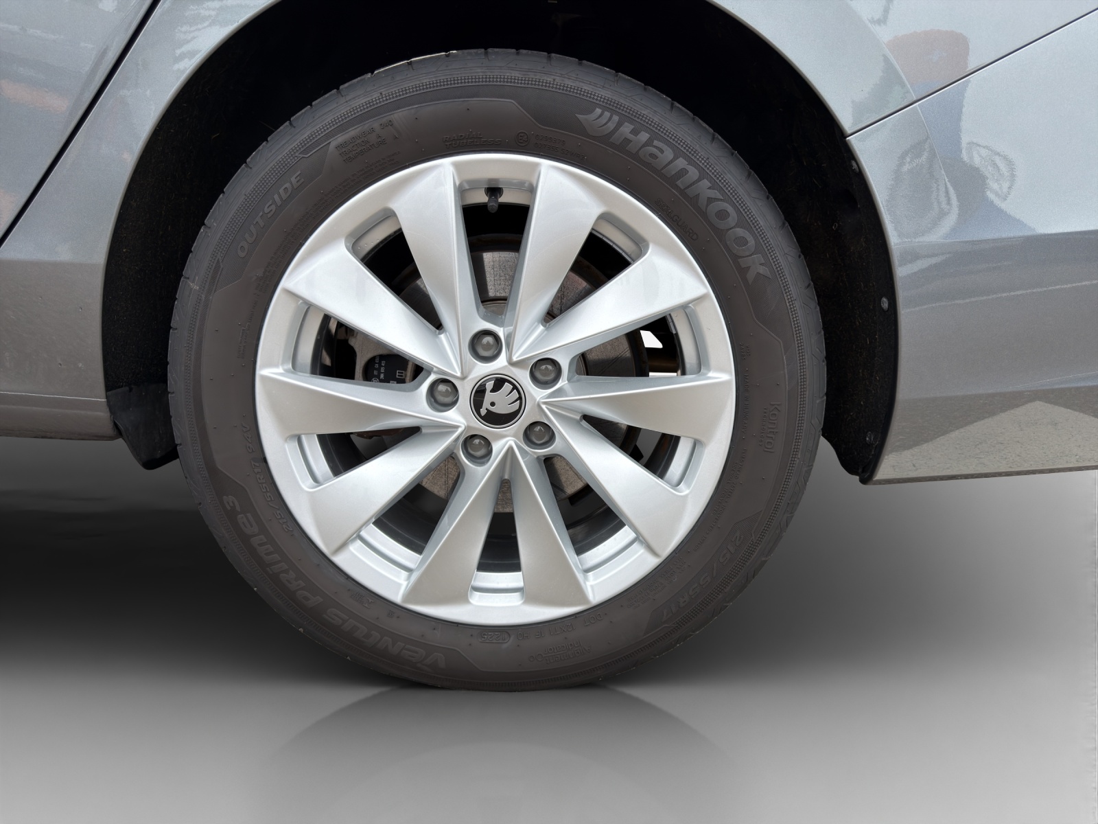 SKODA Superb Combi 1.5 TSI PHEV Selection DSG-image-14