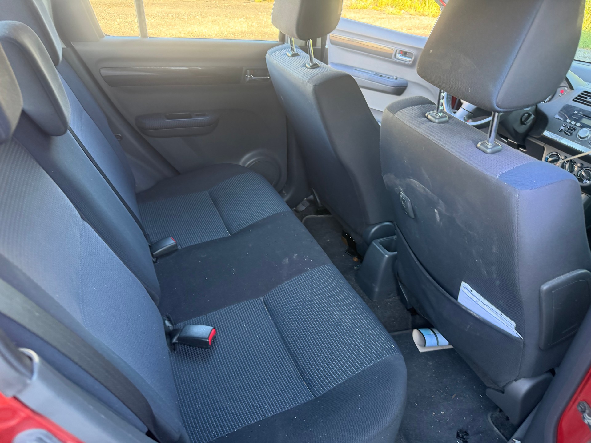 SUZUKI Swift 1.3i 16V GL Top Piz Sulai LE 4x4-image-9
