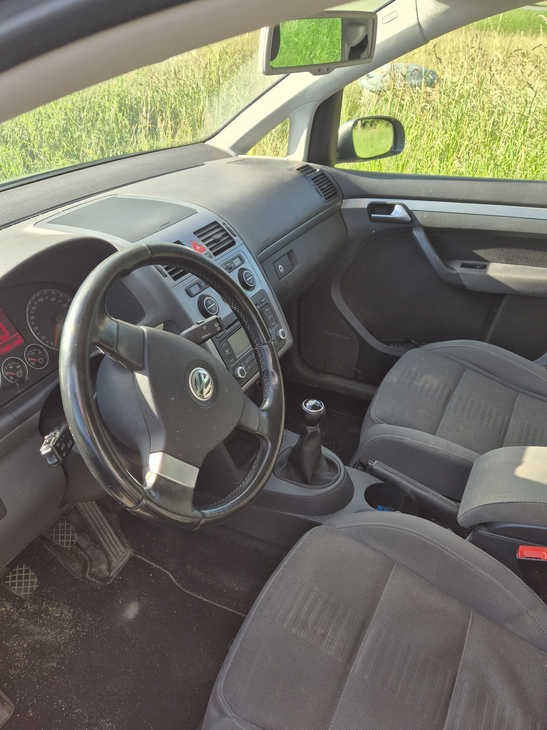VW 2.0 TDI DPF 140 Trendline-image-3