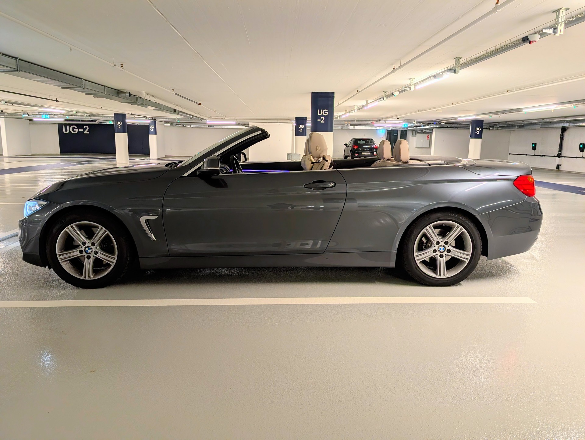 BMW 430i-image-1