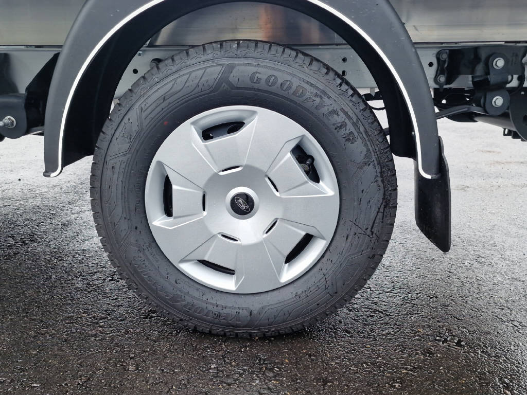 FORD Transit D-Kab. 350 L2 2.0 EcoBlue 165 PS Trend Brücke-image-18