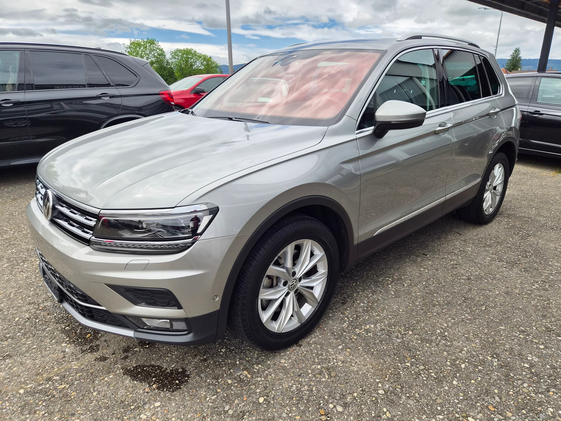 VW Tiguan 2.0TSI Highline 4Motion DSG-image-2
