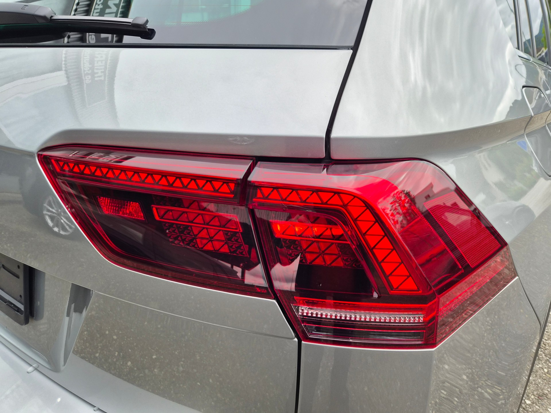 VW Tiguan 2.0TSI Highline 4Motion DSG-image-27