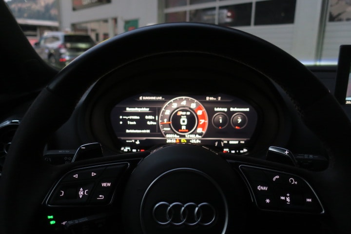 AUDI RS3 Sportback 2.5 TSI quattro S-tronic-image-14