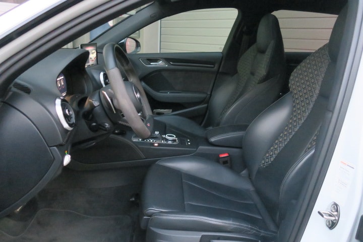 AUDI RS3 Sportback 2.5 TSI quattro S-tronic-image-5