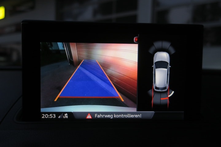 AUDI RS3 Sportback 2.5 TSI quattro S-tronic-image-12