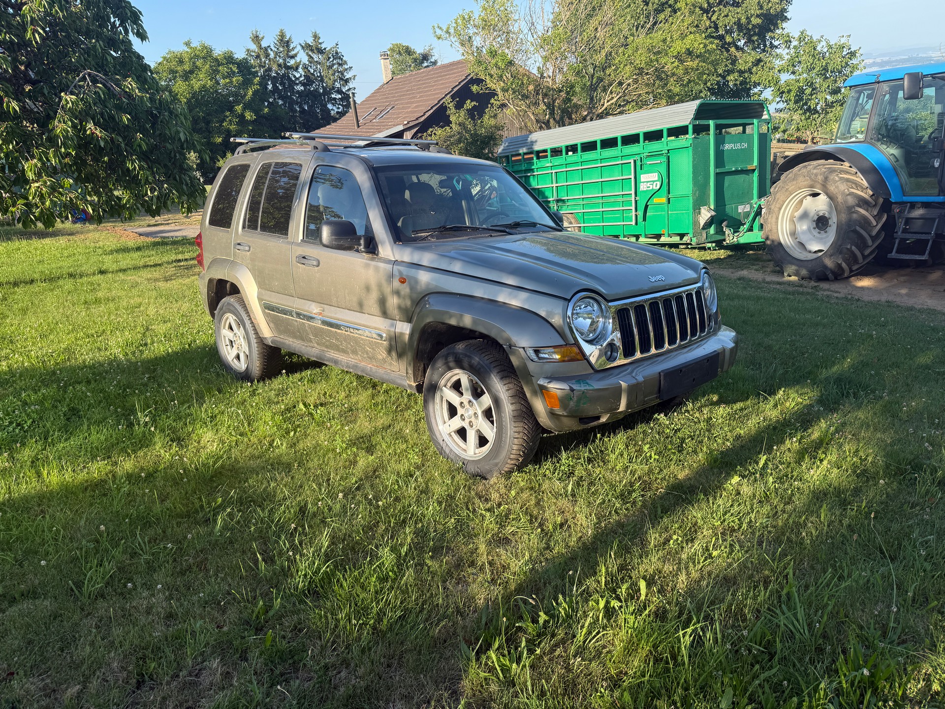 JEEP Cherokee 2.8 CRD Limited-image-1