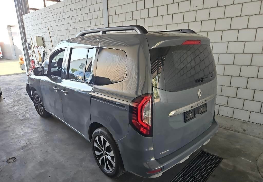 RENAULT Kangoo 1.3 TCe 130 PF Intens EDC-image-4
