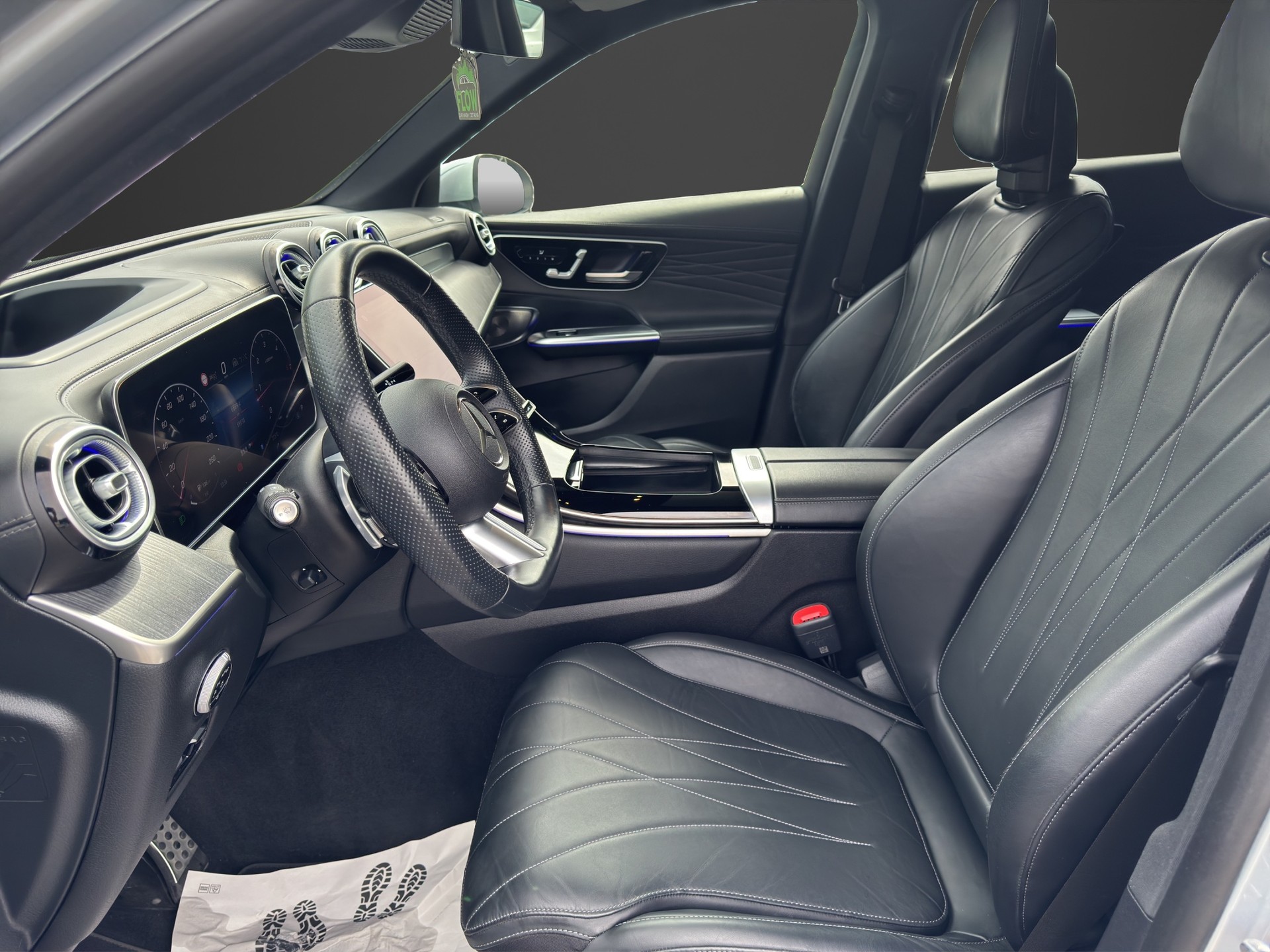 MERCEDES-BENZ GLC 220 d 4Matic 9G-Tronic-image-12