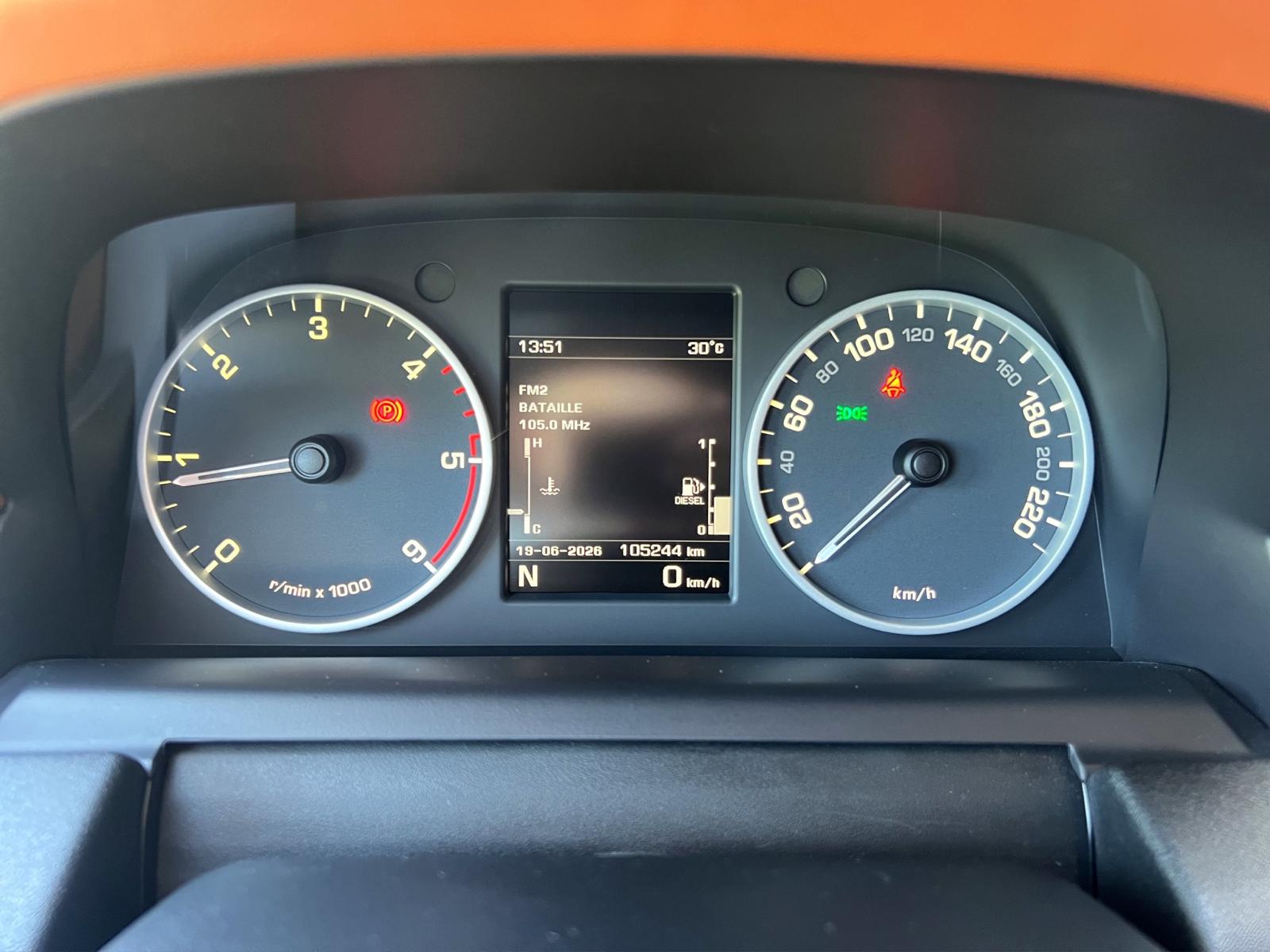 LAND ROVER Range Rover Sport 3.0 TDV6 HSE Automatic-image-19
