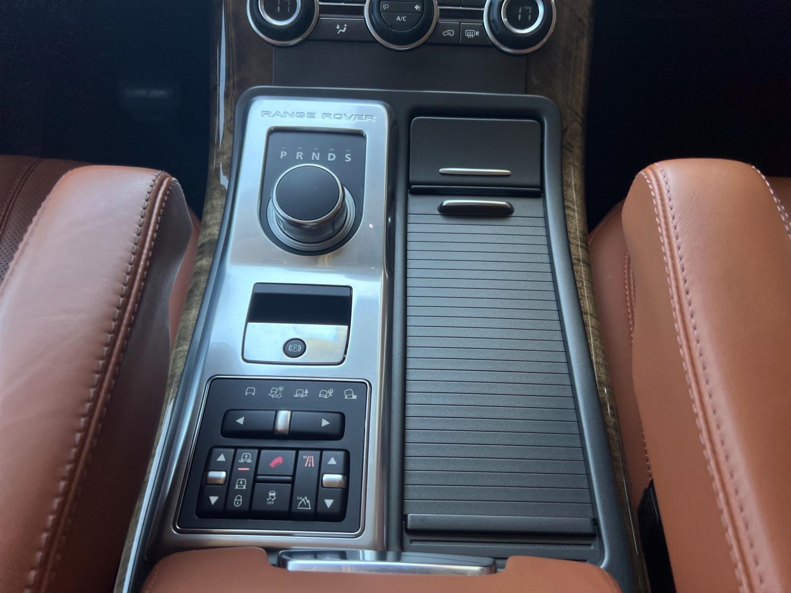 LAND ROVER Range Rover Sport 3.0 TDV6 HSE Automatic-image-17