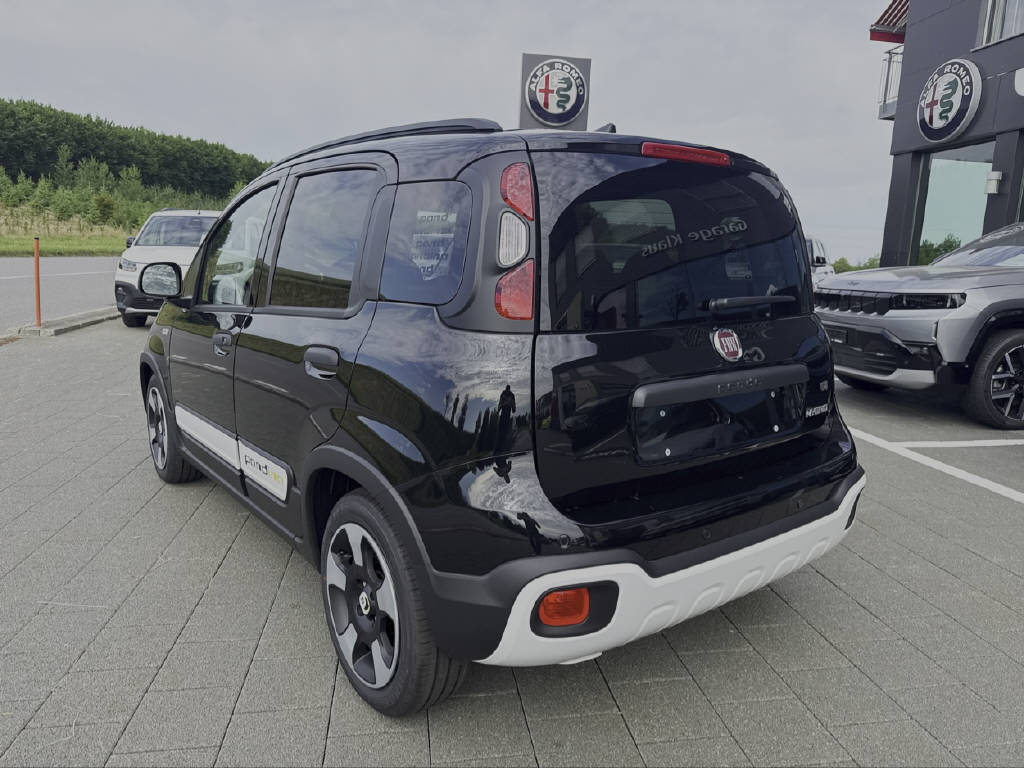 FIAT Pandina 1.0 Hybrid Cross-image-3