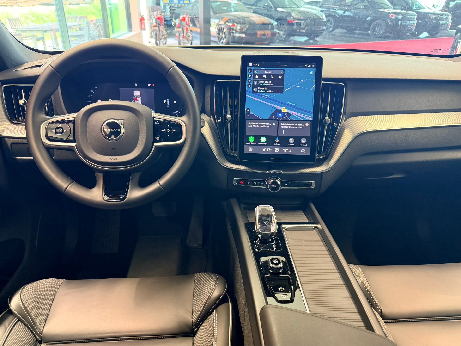 VOLVO XC60 B5 Benzin Mild Hybrid AWD Black Edition Geartronic-image-17