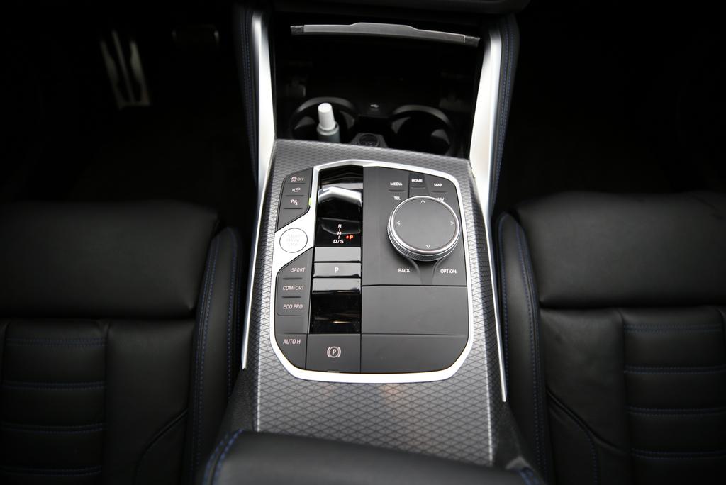 BMW M440i xDrive Gran Coupé-image-10