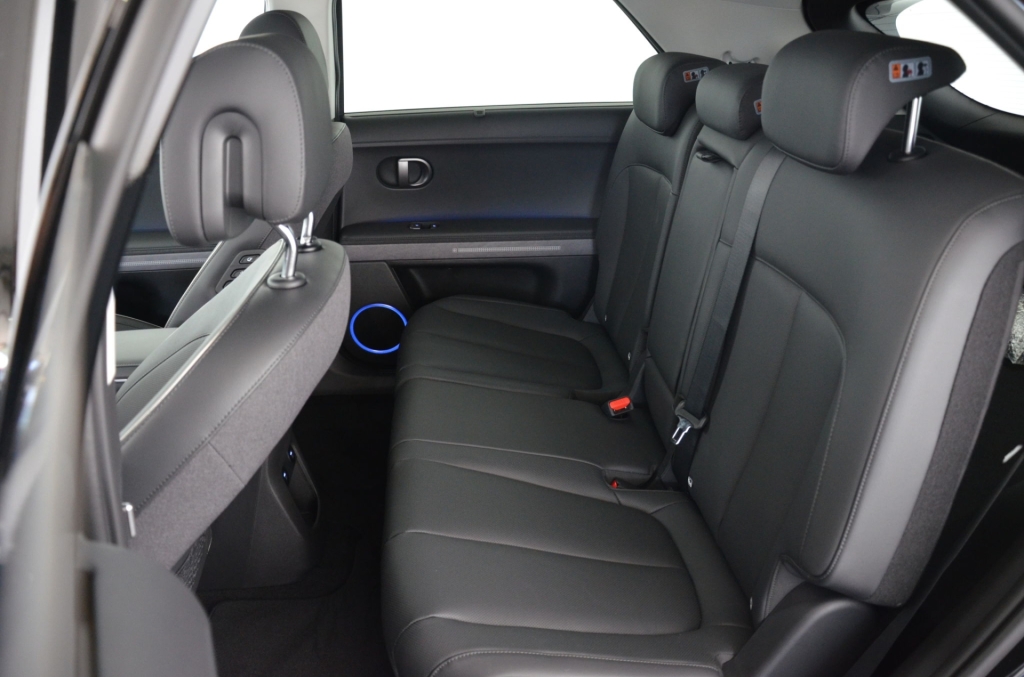 HYUNDAI Ioniq 5 Prestige 84kWh 4WD-image-17