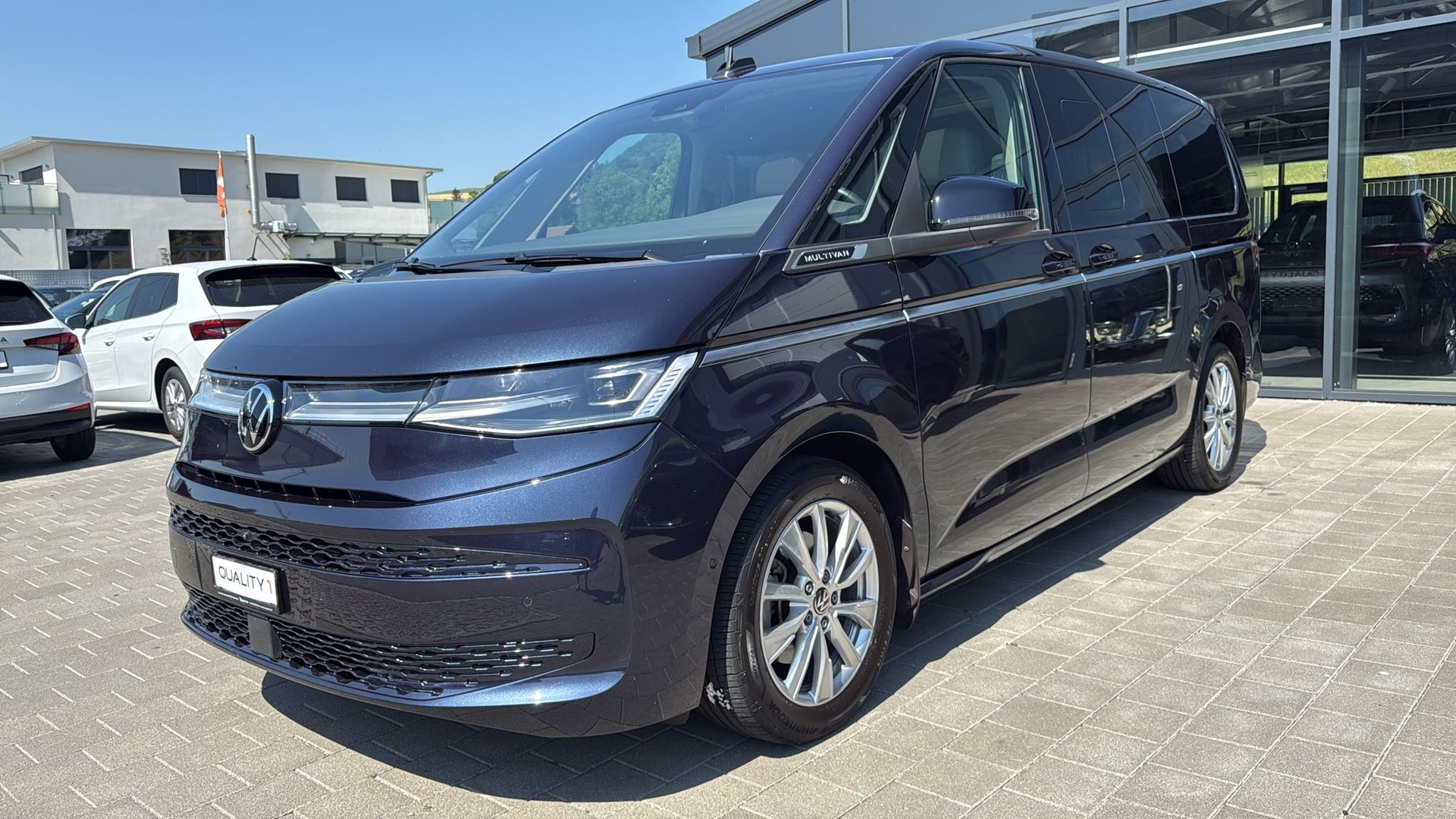 VW Multivan 2.0 TSI Style Liberty DSG Lang-showroom-element-1