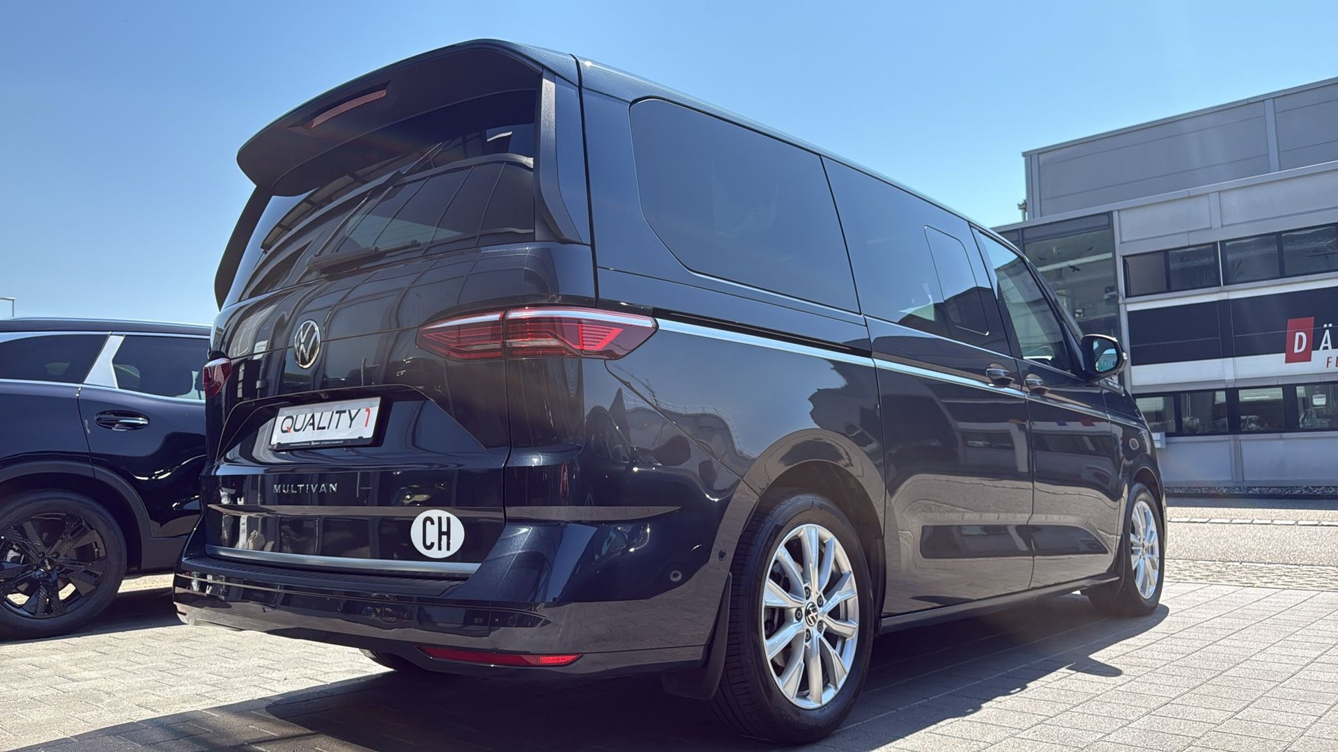 VW Multivan 2.0 TSI Style Liberty DSG Lang-image-14