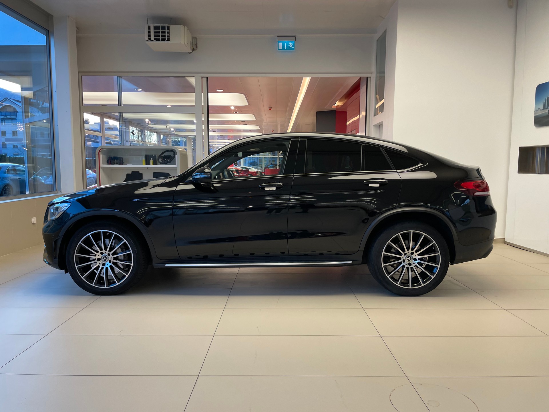 MERCEDES-BENZ GLC Coupé 400 d AMG Line 4Matic 9G-Tronic-image-8