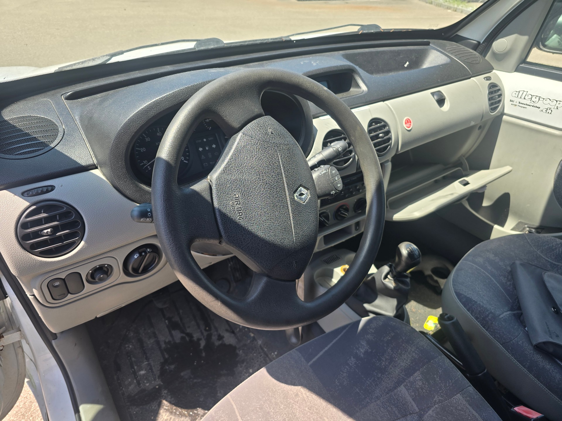 RENAULT Kangoo 1.2 16V Business-image-10