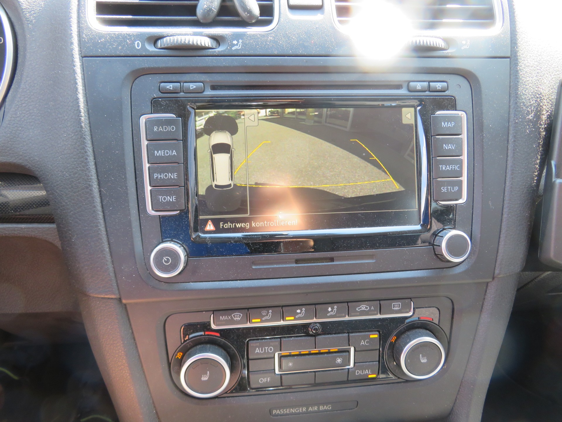 VW Golf Variant 1.6 TDI Comfortline 4Motion-image-9